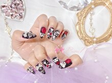 ワンホンネイル 新宿(Rumi Nail)/パーツ付け放題/赤黒/長さだし