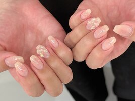 韓国風チークネイル