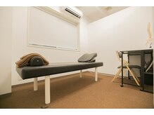 ゼロスポアドバンス 白楽(ZEROSPO-ADVANCE)の雰囲気(個室完備でリラックスして施術を受けていただくことができます。)