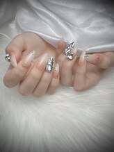 アミネイル(Ami Nail)/ワンホンガーリーネイル