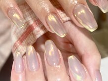 シャロン(SHARON)の雰囲気（艶を活かしたミラーワンカラーで上品大人ネイル）