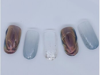 ソルノワ(sol-noir)/