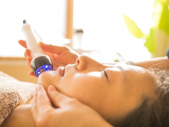 九龍 リラクゼーション 三軒茶屋店/ハイパーナイフ小顔フェイシャル