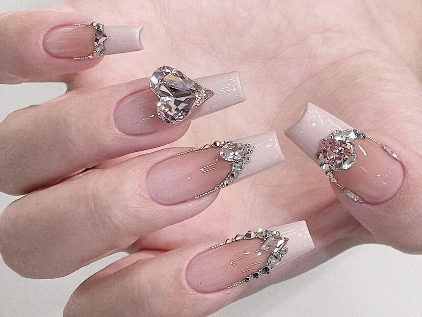 ミラージュネイル(Mirage Nail)｜ホットペッパービューティー