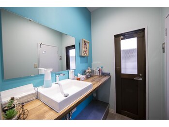 やわた姿勢整体院/【院内風景・洗面所】