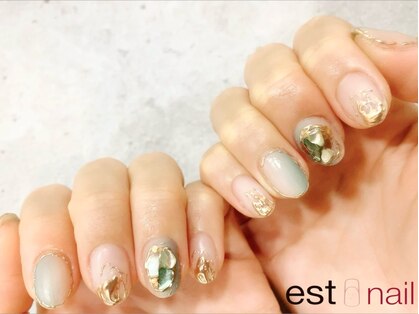 エストラッシュアンドネイル 銀座店(est lash&nail)の写真