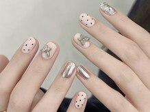 モナサロン(Mona salon)/水玉ミラーネイル