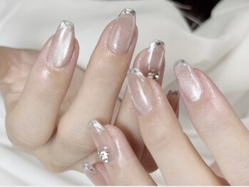 リノティノ(Lino Tino)/ガラスフレンチネイル