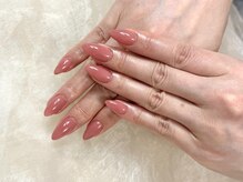 ヒラソルネイル(Girasol nail)/ポイント形にピンクは綺麗だ