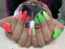 マリカ ネイルサロンアンドスクール(Malika)/