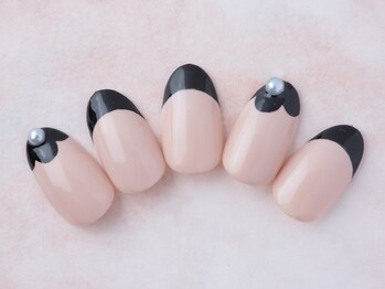 エムネイル(emu.nail)/定額アート多めコース