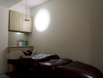 エイダ(eida)/半個室での施術