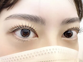 エトラ 目黒(etora)の写真/【パリジェンヌorまつ毛パーマ】お目元に合わせた似合わせデザイン☆話題のLEDコーティング仕上げ+¥1000!!!