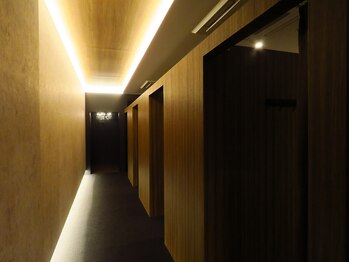 ヘッドミント 大須本店/ヘッドスパ体験へつながる廊下☆