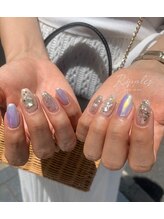 リップルズ(Ripples)/キラキラ夏ネイル