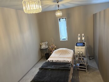 リレア(RELAIR)/【　脱毛部屋　】