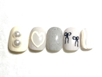 ネイルアンドアイラッシュサロン ティッシュ(tissue)/10月キャンペーンネイル