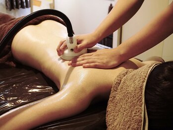 サロン ド ディジェール(Salon de Degel)/~背面:Dセルスリムの魅力♪~