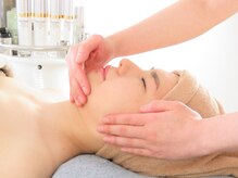 エル ビボ(L ViVO)/隠さなくてもよい本来の美肌に