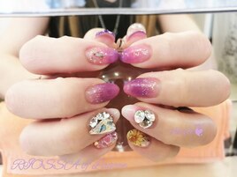 ボルドーｘ盛りネイル