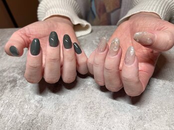 ヒミツキチ 恵比寿店(himitsukichi)/アシンメトリーネイル