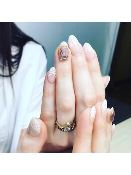 ヒトミネイルズ(Hitomi Nails)/￥8000