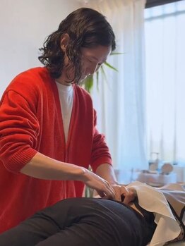 じんゆう鍼灸整体院の写真/【日々のお疲れを解消】デスクワークなどで感じやすい腰痛や頭痛、慢性的な疲労感にしっかりアプローチ◎