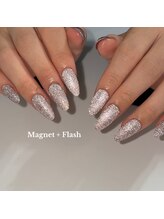 リミズネイルビューティー 名駅店(RimisNailxbeauty)/マグネットフラッシュ