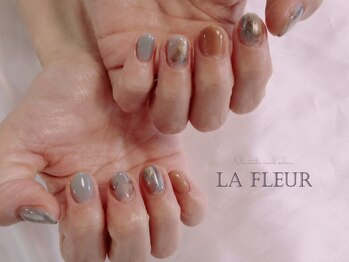ラ フルール(La Fleur)/定額nuance(Foot) ◆ La Fleur