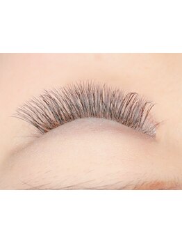 ボリュームのある目元にしたい