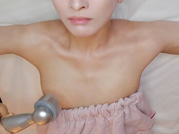 フェルル 梅田北新地店(Feruru)の写真/【梅田北新地】速攻実感で効果長持ち！バストトップ黒ずみケア◎韓国美容ブーム《ローマピンク正規取扱店》