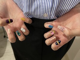 ポップなジュエリーネイル