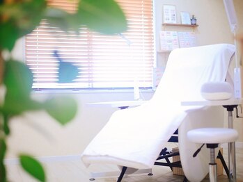 リスター(RESTAR)の写真/《落ち着いたプライベート空間》自分へのご褒美＆ワンランク上の仕上がりに◎ケアメニューも豊富にご用意♪