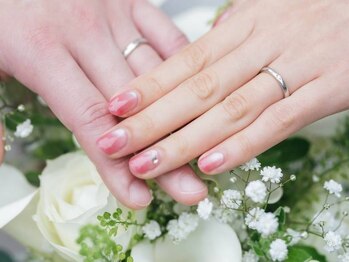 さくらやの写真/【ブライダルネイルが大人気】お花デザインがとにかく豊富です!和装にもドレスにもピッタリのデザイン多数!