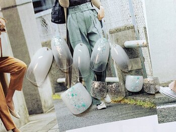 フェリシアネイル(FERECIA nail)/上:¥7980/下:¥8980