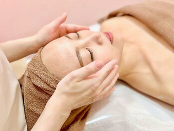 カジュアルエステ 爽やか 名西店の写真/【スッキリを実感♪】3つのマッサージを組み合わせた大人気☆スッキリ小顔コース→初回6600円◎