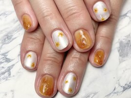 ニュアンス×花柄ネイル！