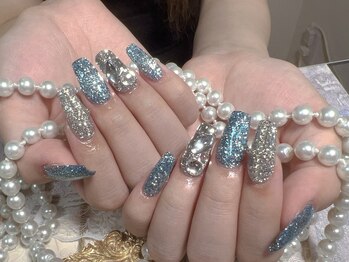 モアネイル 新宿/