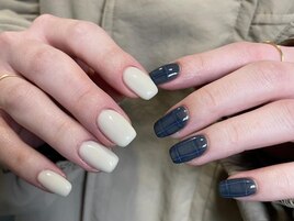 Shion限定アシメチェックネイル