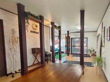 お店はプライバシーに配慮した一軒家サロン♪