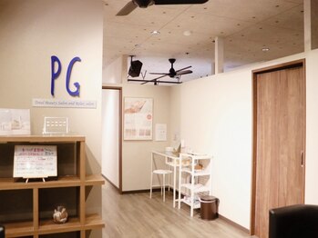 パーチェスガールズ(Pace-se Girls)の写真/隠れ家のような落ち着いた癒しの空間♪施術中もリラックスしてゆったり過ごせます