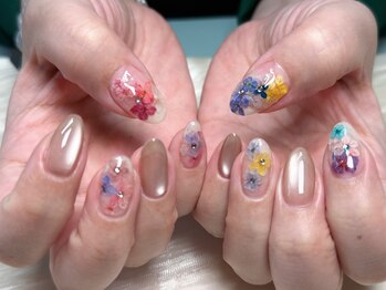 セブンネイルズ(SEVEN NAILS)の写真/大事なデートやイベント前に指先まで可愛くしませんか―. 可愛さを詰め込んだ理想の上品ネイルをご提供☆