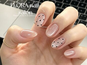 フローラ(FLORA)/ビー玉マグネット+ドットネイル