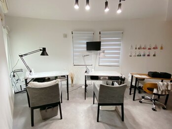 スペル オン ネイルズ(Spell on nails)