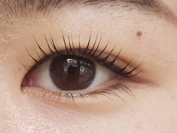 エイジレススパ ハクタ 西宮店の写真/自然なカールで、上品な目元へ。あなたらしさを引き立てるまつ毛パーマで、毎日のメイクをもっと楽しく☆