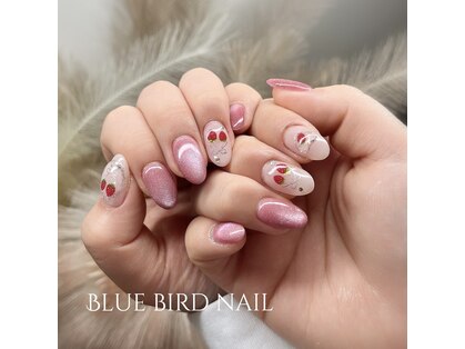 ブルーバードネイル(Blue bird nail)の写真