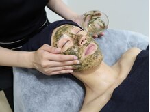 ホーミー(Homie)/剥離しないハーブピーリング♪