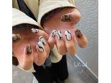 リリ ネイルアンドアイラッシュ(LiRi nail&eyelash)/うねうねネイル
