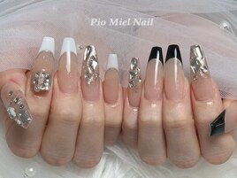 ブラックフレンチネイル