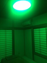 健美癒 ラ サンテ/女性専用個室の照明の変化です